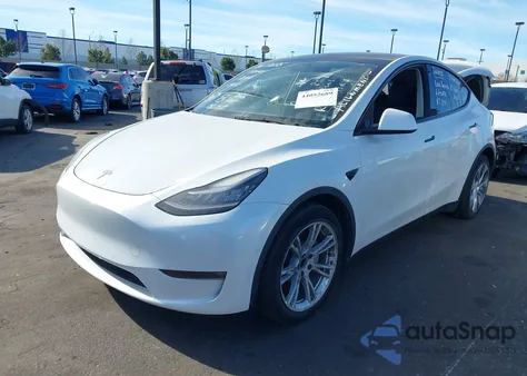 2021 Tesla Model Y Long Range Dual Motor All-Wheel Drive from USA, damaged, VIN 5YJYGDEE2MF306389